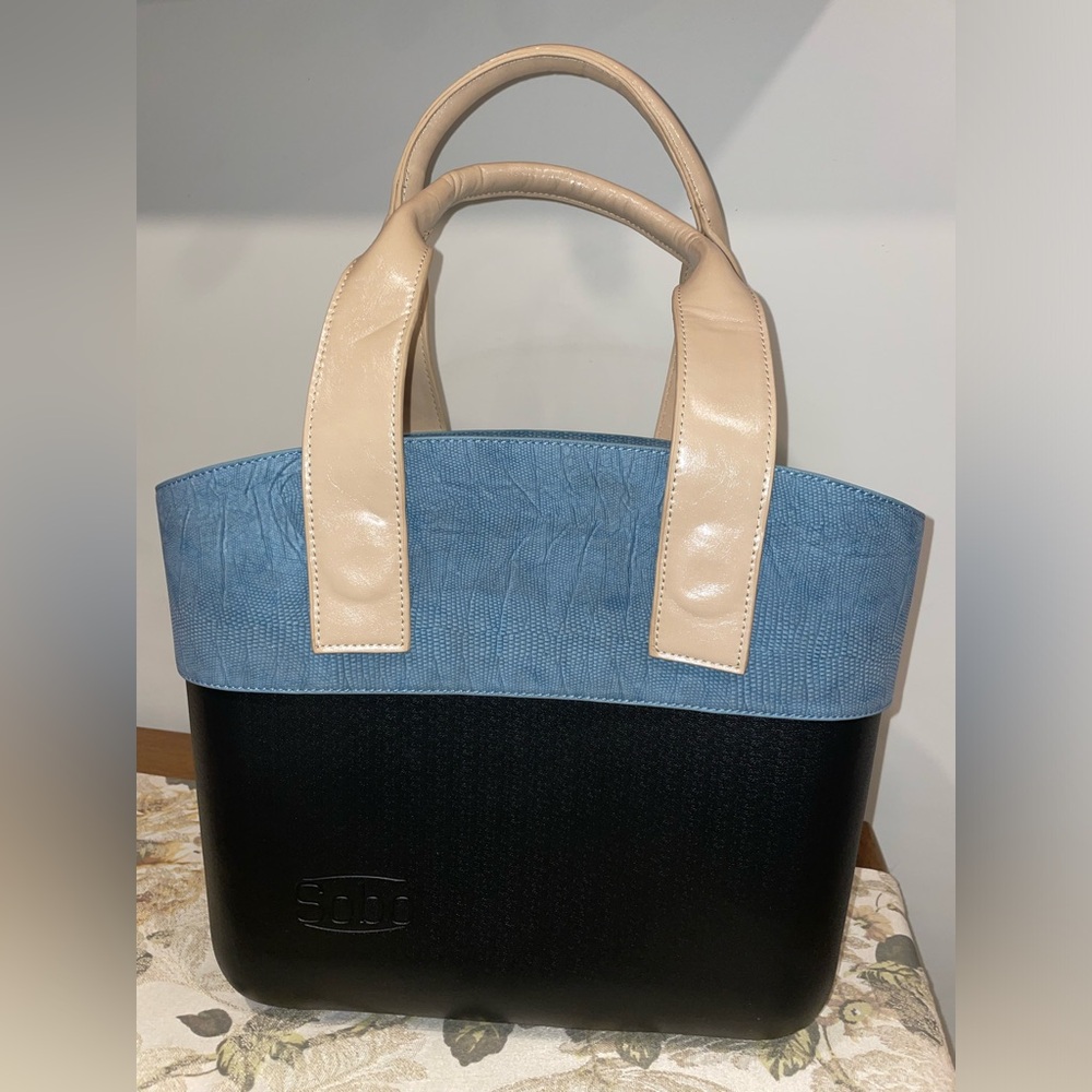 NWOT Sobo Waterproof, Portable, Durable Tote